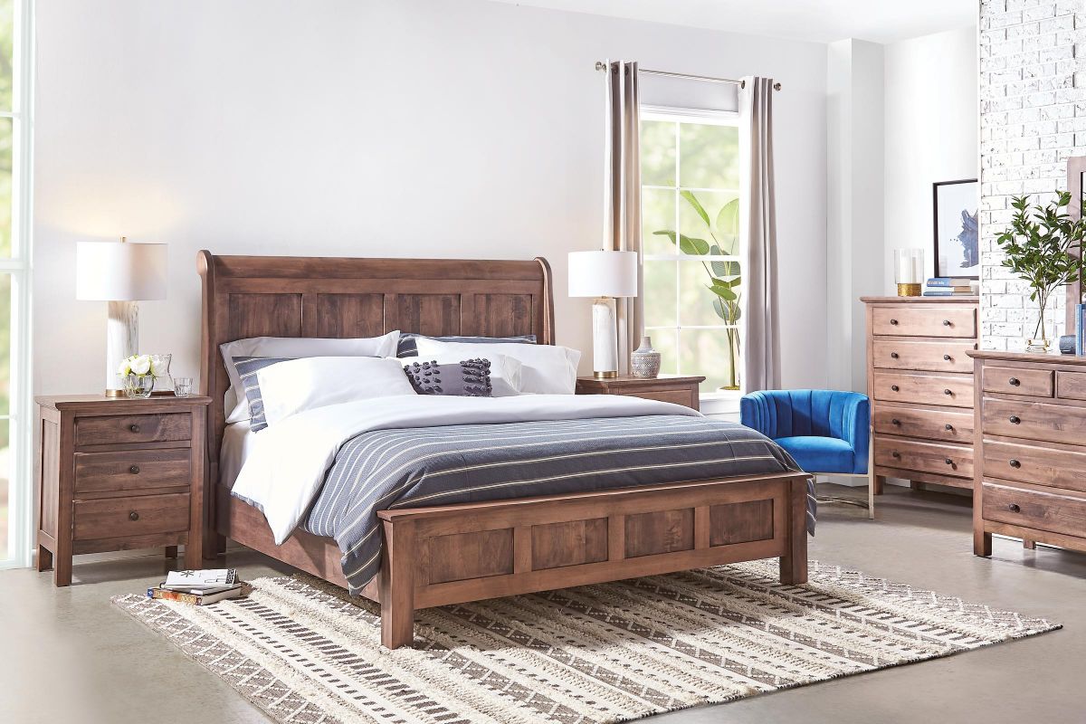 Lewiston Michael's Oak Panel King Bed 2