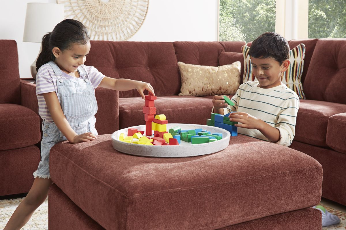 ModularOne Sectional Merlot 8-Piece with Right Arm Facing Chaise 7