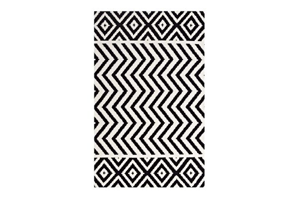Ailani Geometric Chevron / Diamond 8x10 Area Rug 