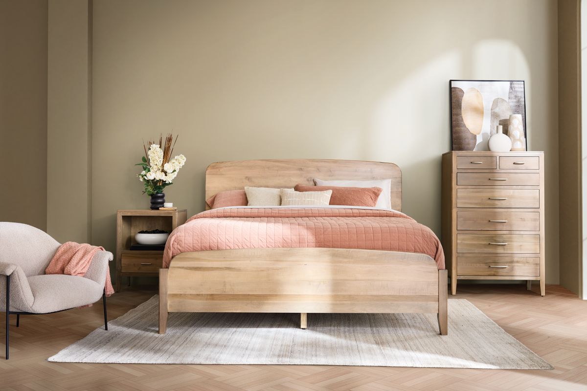 Brighton Maple Pebble Stone Queen Bed 2