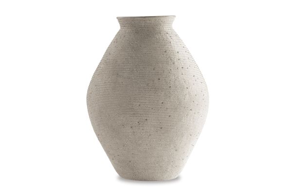Hannela Vase