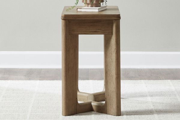 Ballentine Chairside Table