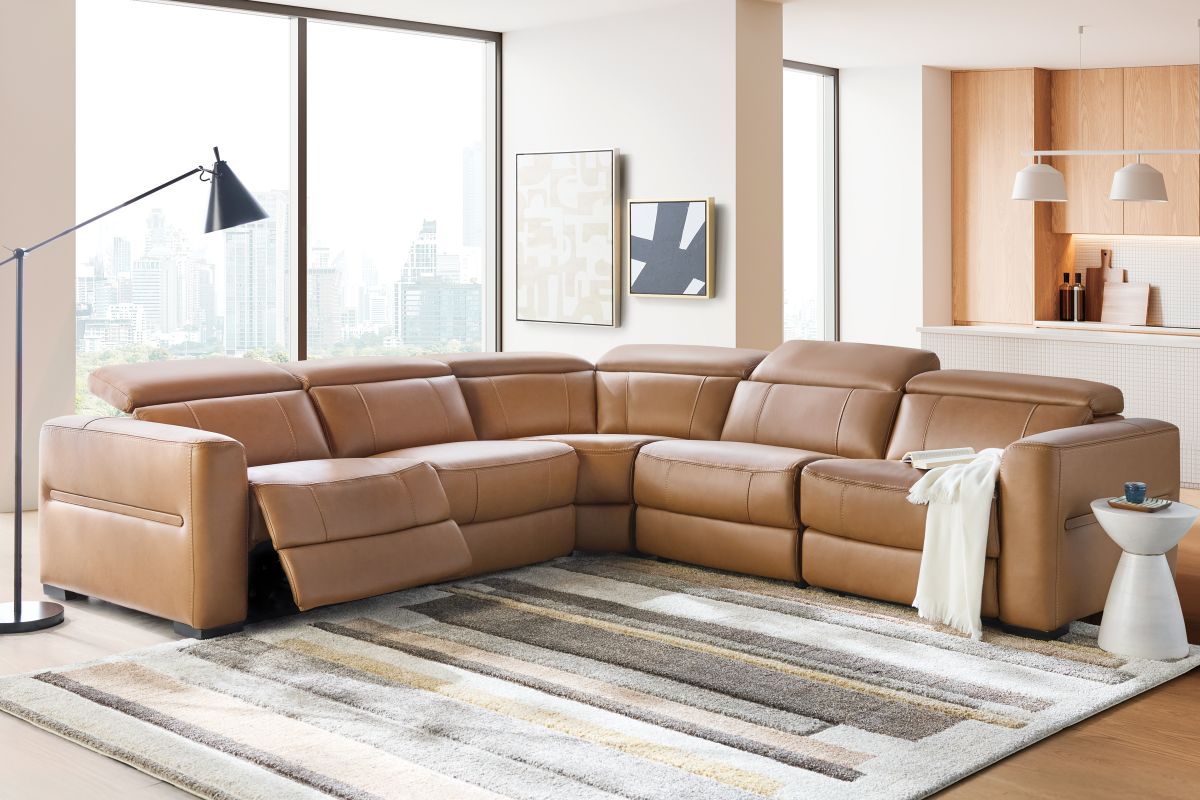 Ford 5-Piece Leather Dual Power Reclining Sectional 2