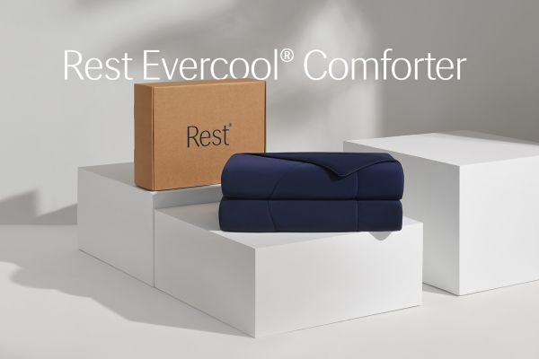 Rest Evercool® Midnight Blue King/California King Cooling Comforter