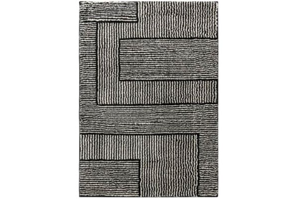 Kurtmen 5' x 7' Area Rug