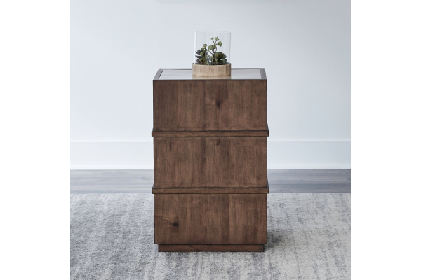 Shaker Lakes Chairside Table