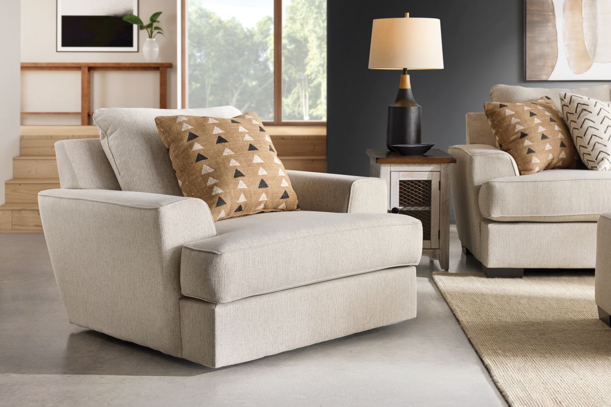 Everest Swivel Chair 2